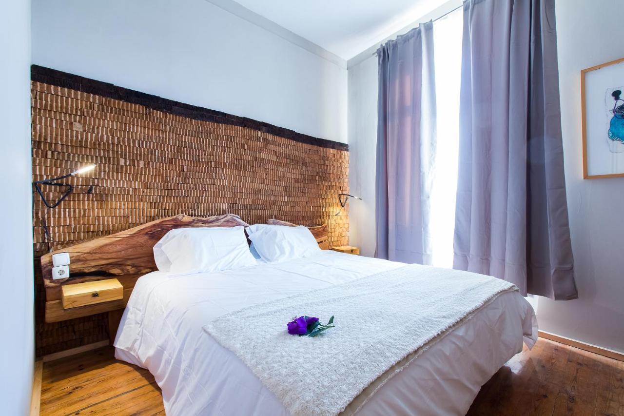 Feel At Home Guest House โอวาร์ ภายนอก รูปภาพ