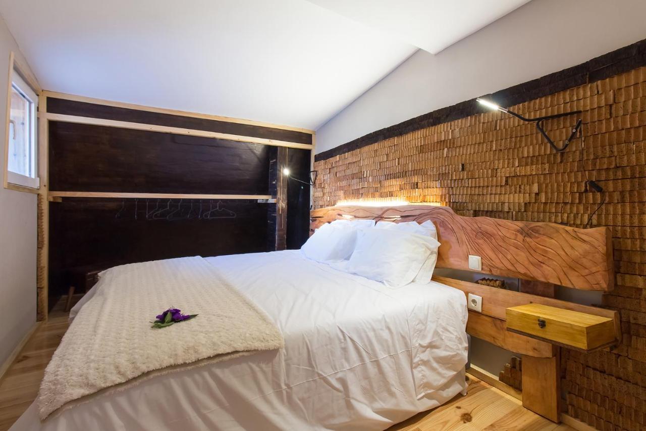 Feel At Home Guest House โอวาร์ ภายนอก รูปภาพ