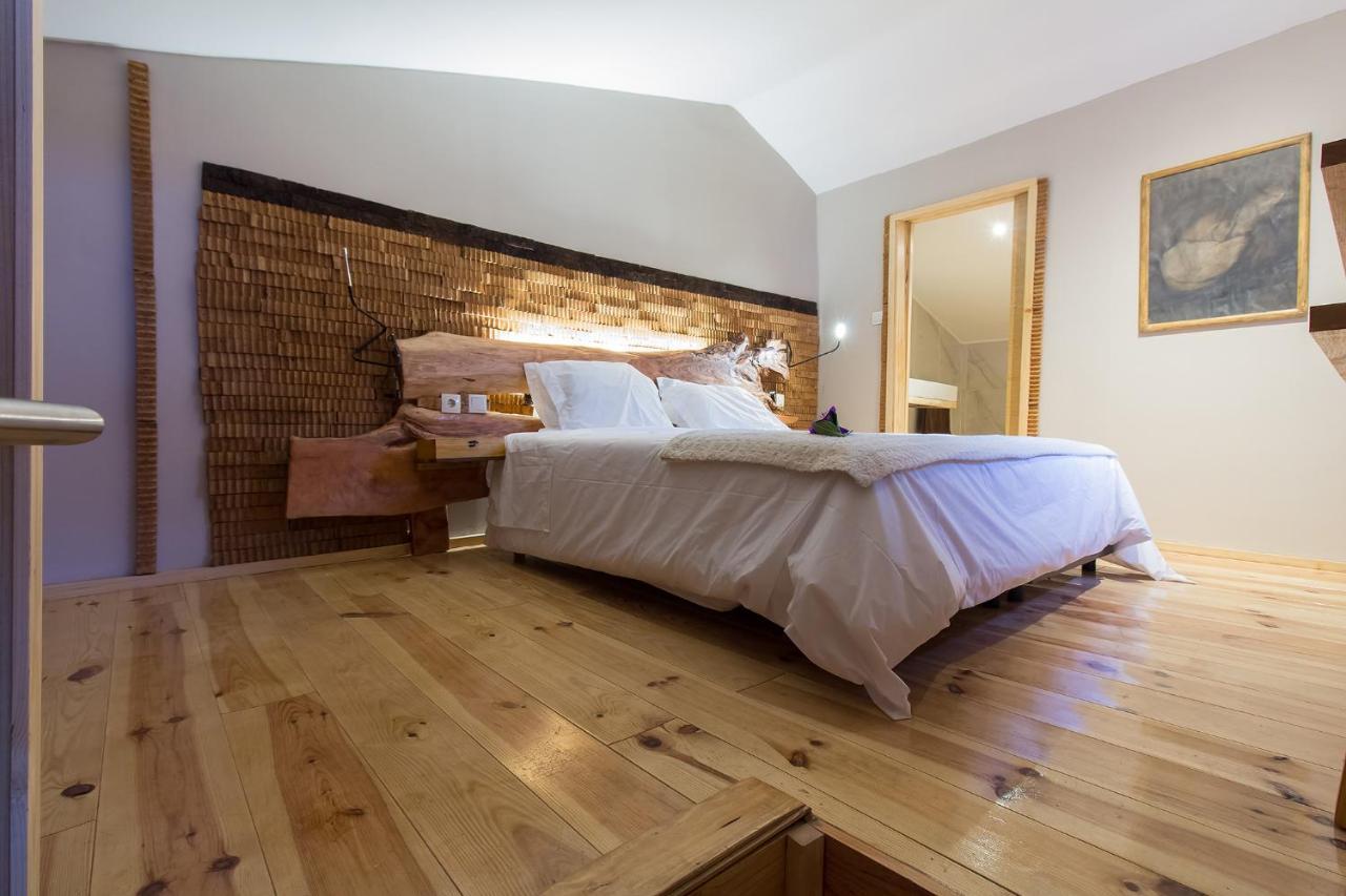 Feel At Home Guest House โอวาร์ ภายนอก รูปภาพ